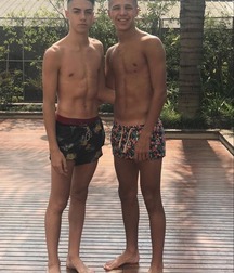 pretty boys 5a48dbfed9665.jpg