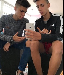 pretty boys 5a48dc03d457a.jpg