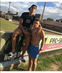 pretty boys 5a525e0a2e38d.jpg