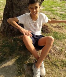 pretty boys 5a525e1e10c22.jpg