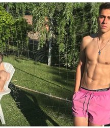 pretty boys 5a525e32b6944.jpg