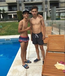 pretty boys 5a8ac05498d09.jpg