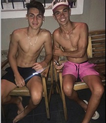 pretty boys 5a8ac05e58ce4.jpg