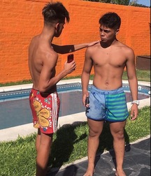 pretty boys 5a8ac06e1adf5.jpg
