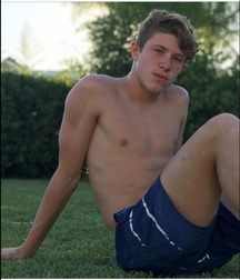 pretty boys 5a8ac07a389d3.jpg