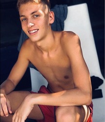 pretty boys 5a8ac088221f9.jpg