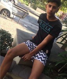 pretty boys 5aa6764314850.jpg