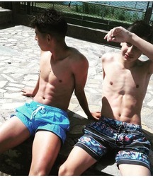 pretty boys 5aa6766e6de38.jpg