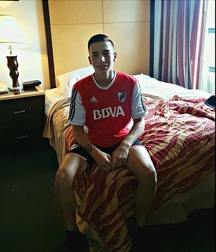 pretty boys 5aa676af49e3b.jpg
