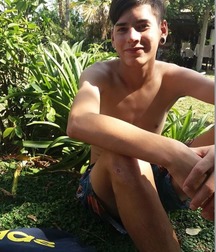 pretty boys 5abe3e438bef7.jpg