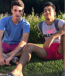 pretty boys 5abe3e82dca29.jpg