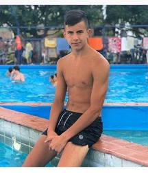 pretty boys 5abe3e93e25a4.jpg