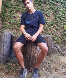 pretty boys 5ae5de5a8e34a.jpg