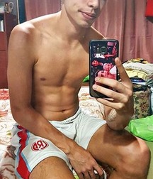 pretty boys 5ae5decad4963.jpg