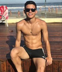 pretty boys of september 5bb21e21a5416.jpg