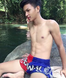 pretty boys of september 5bb21e3ce4b20.jpg