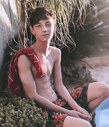 pretty boys of september 5bb21e7958848.jpg
