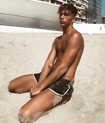 pretty boys of september 5bb21e7a9c92f.jpg