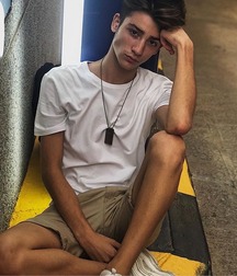 pretty boys of september 5bb21e8113a50.jpg