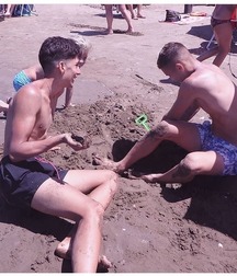 pretty boys of september 5bb21e91bce8a.jpg