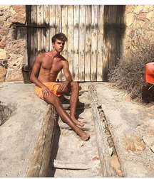 pretty boys of september 5bb21eb10c7e3.jpg