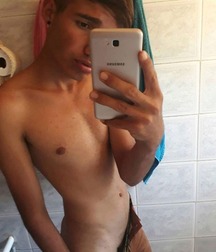 pretty boys of november 5c0522f77a662.jpg