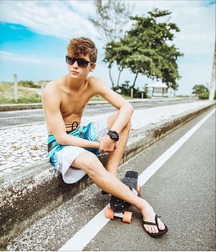 pretty boys of november 2 5c0523fe19ab9.jpg