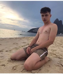 pretty boys of november 2 5c05240d2c7af.jpg