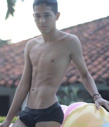 pretty boys of november 2 5c052410dfe7b.jpg