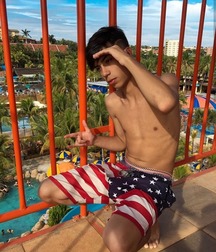 pretty boys of november 2 5c052414a6e74.jpg
