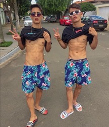 pretty boys of november 2 5c0524186647a.jpg