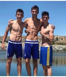 pretty boys of november 2 5c0524a1339b0.jpg