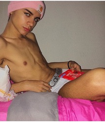 pretty boys of december 1  5c2cf05568fe7.jpg