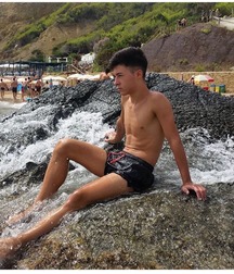 pretty boys of december 2 5c2cf1d30af1c.jpg