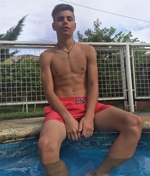 pretty boys of january 1 5c5431f7c9cd1.jpg