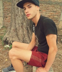 pretty boys of january 1 5c54320c5c4a8.jpg