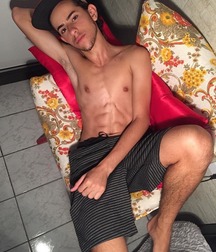 pretty boys of january 1 5c54322461424.jpg