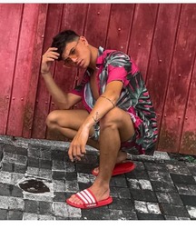 pretty boys of january 1 5c543238136d7.jpg