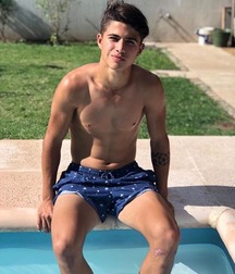 pretty boys of january 1 5c543277d0210.jpg