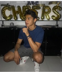 pretty boys of january 1 5c54328d68519.jpg