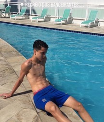pretty boys of january 2 5c5432e813ba8.jpg