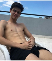pretty boys of january 2 5c54336558bc0.jpg