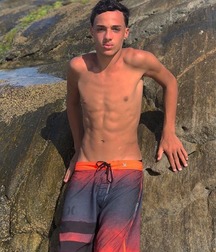 pretty boys of june 1 5d1f3d849d461.jpg