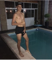 pretty boys of june 1 5d1f3daa18c9a.jpg