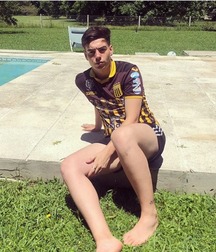 pretty boys of june 1 5d1f3daccafe4.jpg