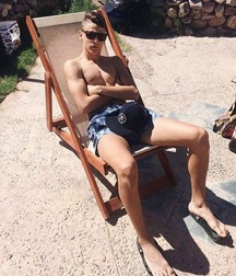 pretty boys of june 1 5d1f3db118cee.jpg