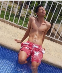pretty boys of june 1 5d1f3dcb825dd.jpg