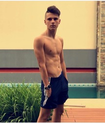 pretty boys of june2 5d1f3e21190ef.jpg