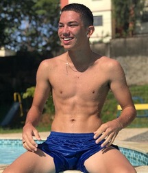 pretty boys of june2 5d1f3e493d5d5.jpg