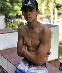 pretty boys of june2 5d1f3e7f385fe.jpg